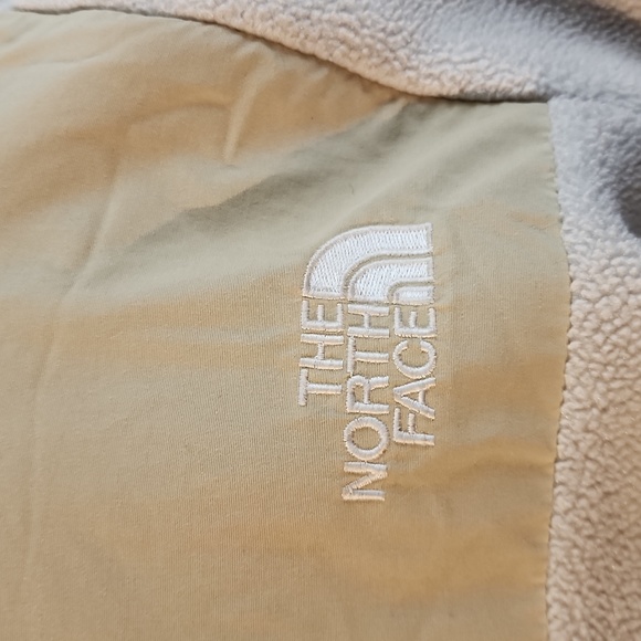 The North Face Jacket cream zip jacket size Medium - Picture 3 of 6